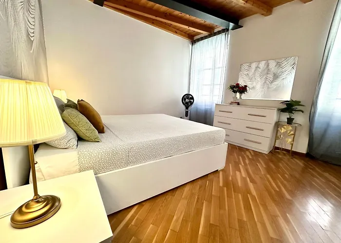 Stella Center Self Check-in Apartament Bergamo